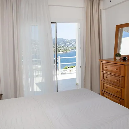 Βίλα Cozy Duplex With Fascinating View In Yalikavak Αλικαρνασσός