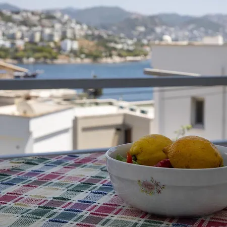 Βίλα Cozy Duplex With Fascinating View In Yalikavak Αλικαρνασσός